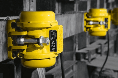 Fästen för motorvibratorer